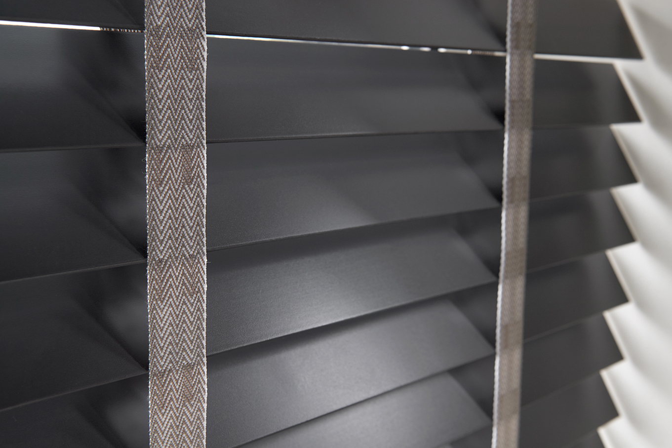 Venetian Blinds — installation 4